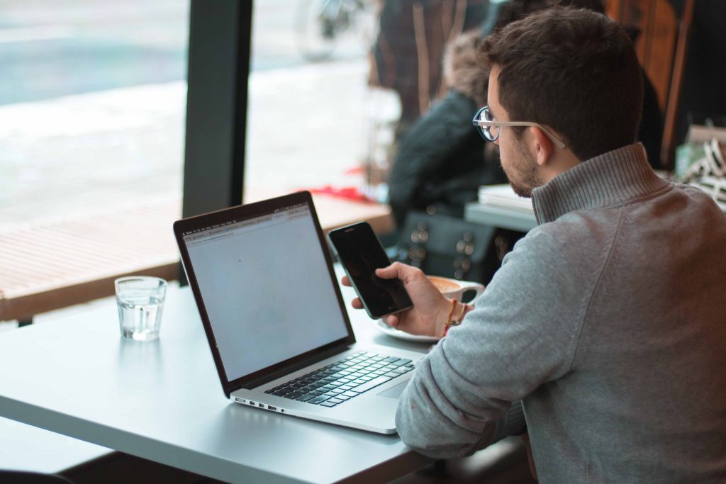 How can I start affiliate marketing with no money?